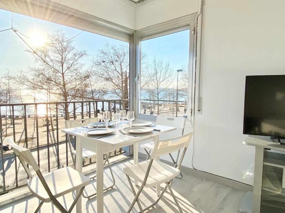 Estudio Frente Al Mar En Roses Con Vistas Exterior foto